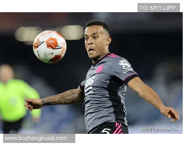 非裔足球明星的璀璨星途与传奇故事盘点