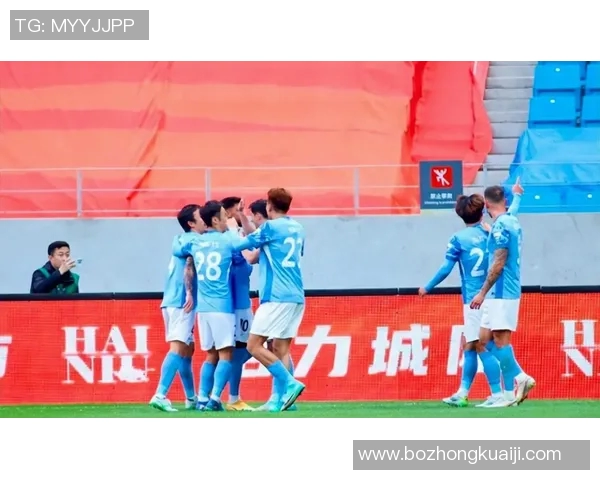 武汉足球俱乐部主教练新任命揭晓球队未来发展战略与目标
